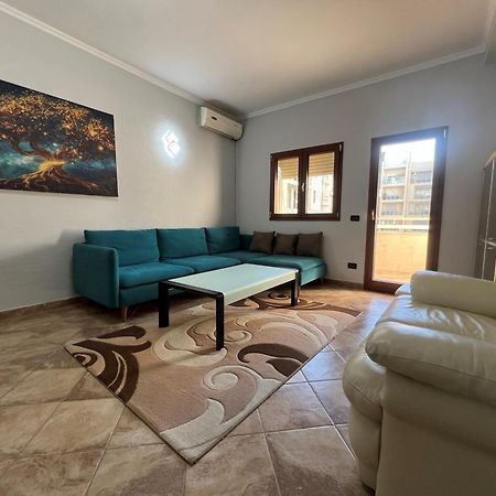 Elly Apartment Durres Exterior photo